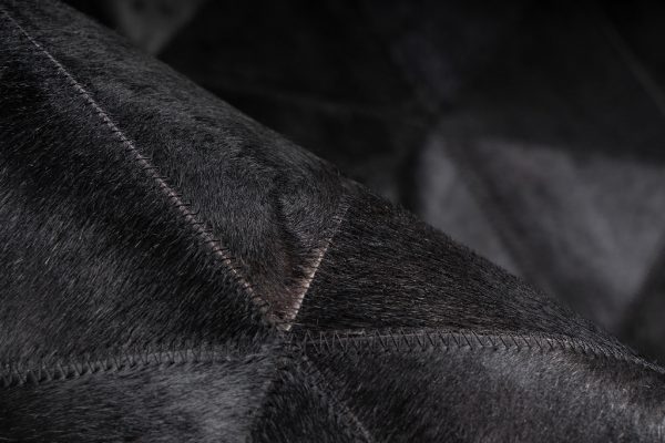 Padiro lavin fekete marhabőr szőnyeg 2